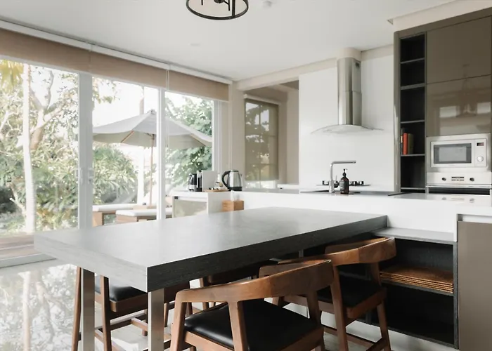 Kula Kara Bingin, Uluwatu