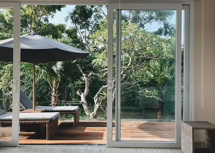 Kula Kara Bingin, Villa